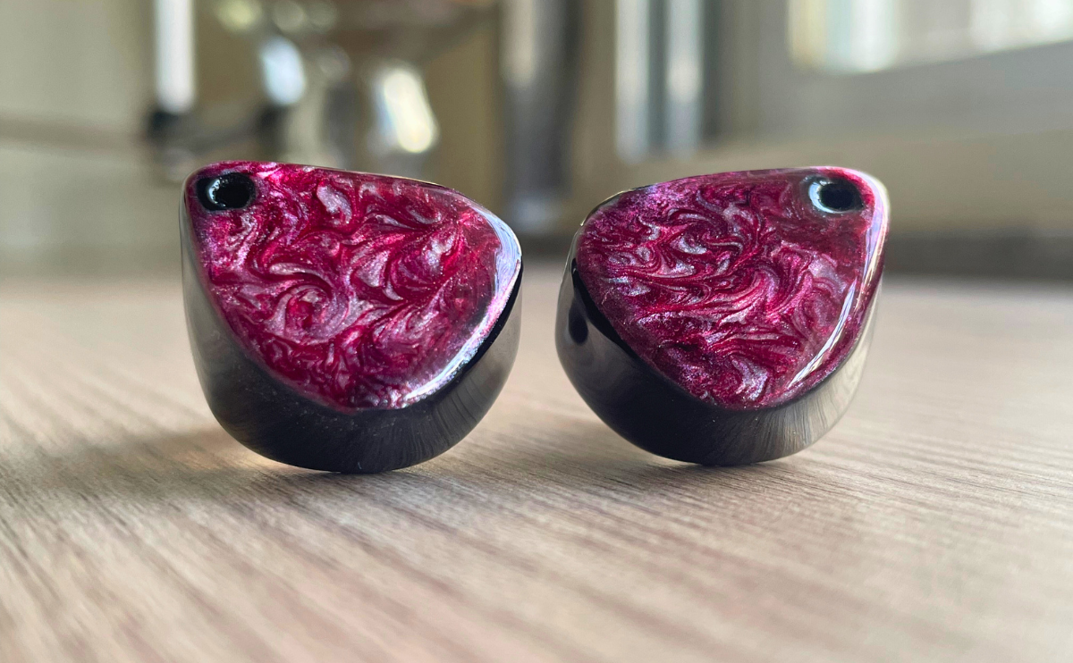Unveiling the Hidden Gem: Audio Ehhiku 3DD + 4BA Hybrid Drivers IEM Review