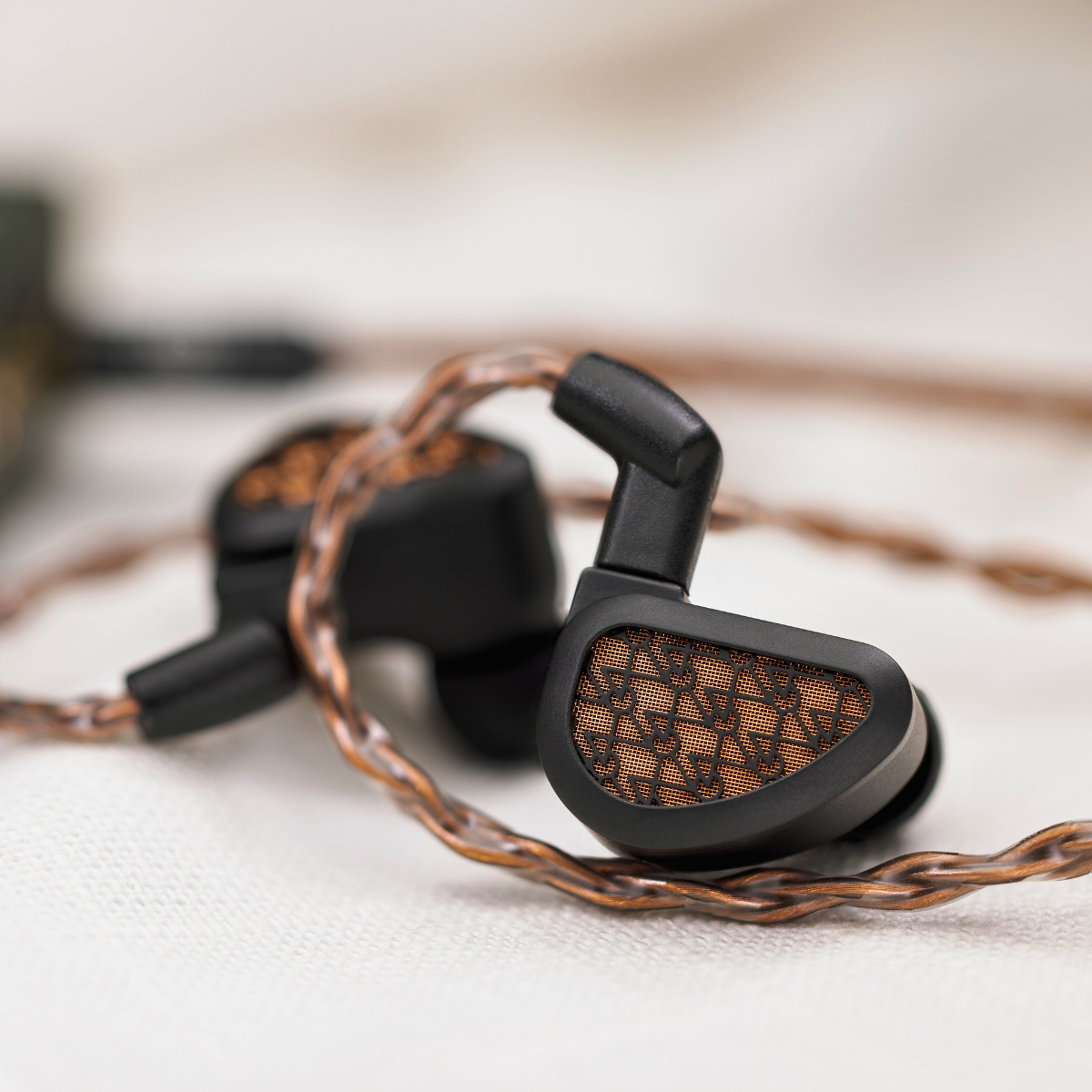 64 Audio Solo Planar Magnetic Driver IEM - The Audio Store