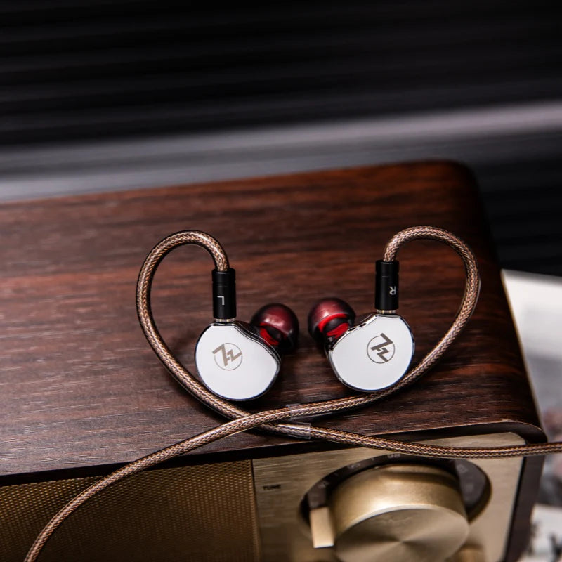 7HZ x Crinacle: Divine Planar Magnetic Driver IEM