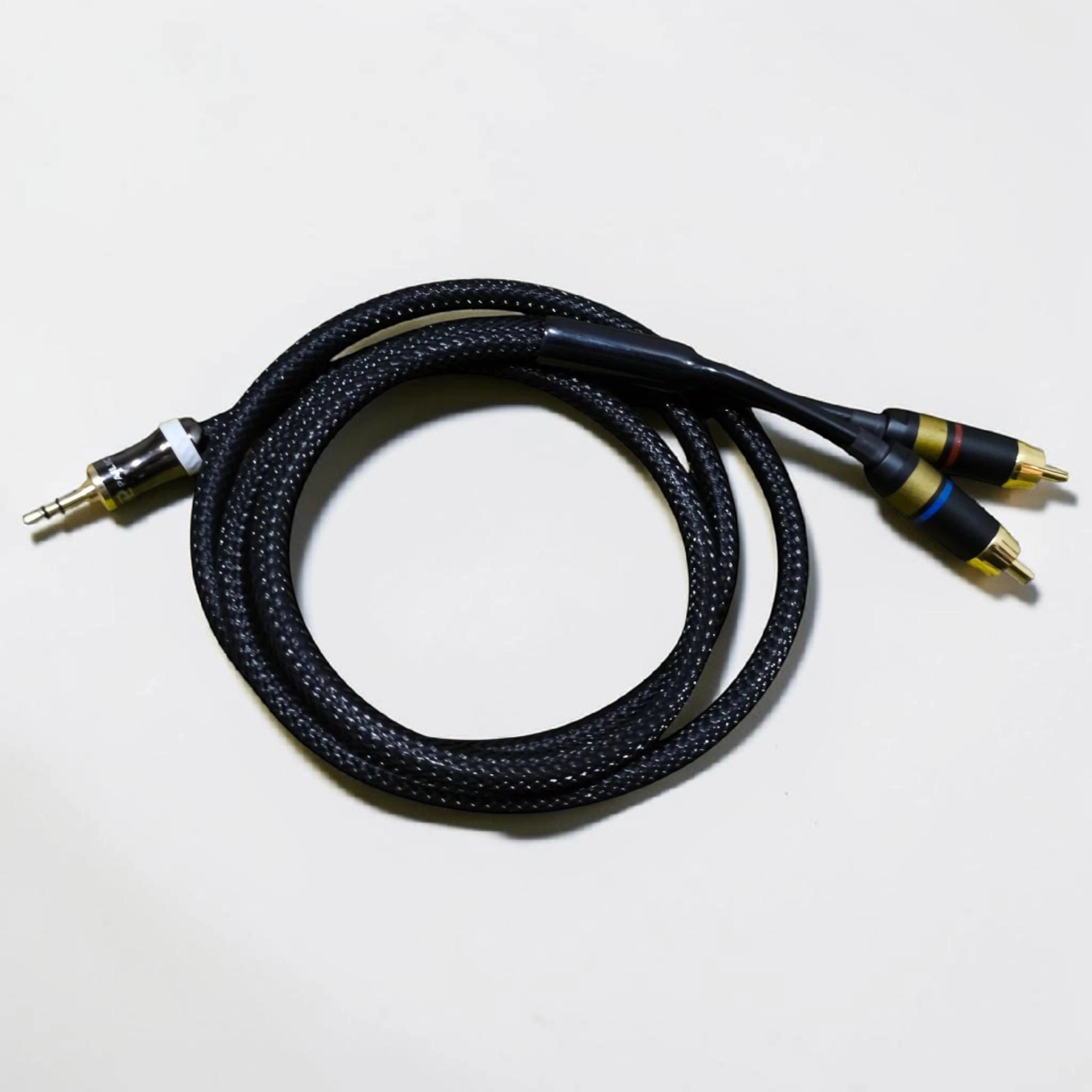 EarAudio Premium Dual RCA To 3.5mm Male Interconnects Cable