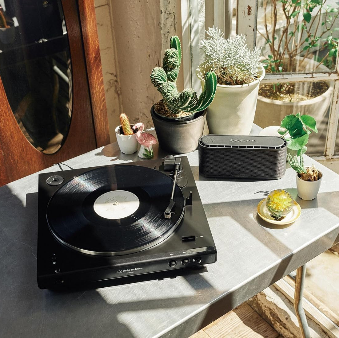 Audio-Technica AT-LP60XBT Wireless Fully Automatic Stereo Turntable - The Audio Store