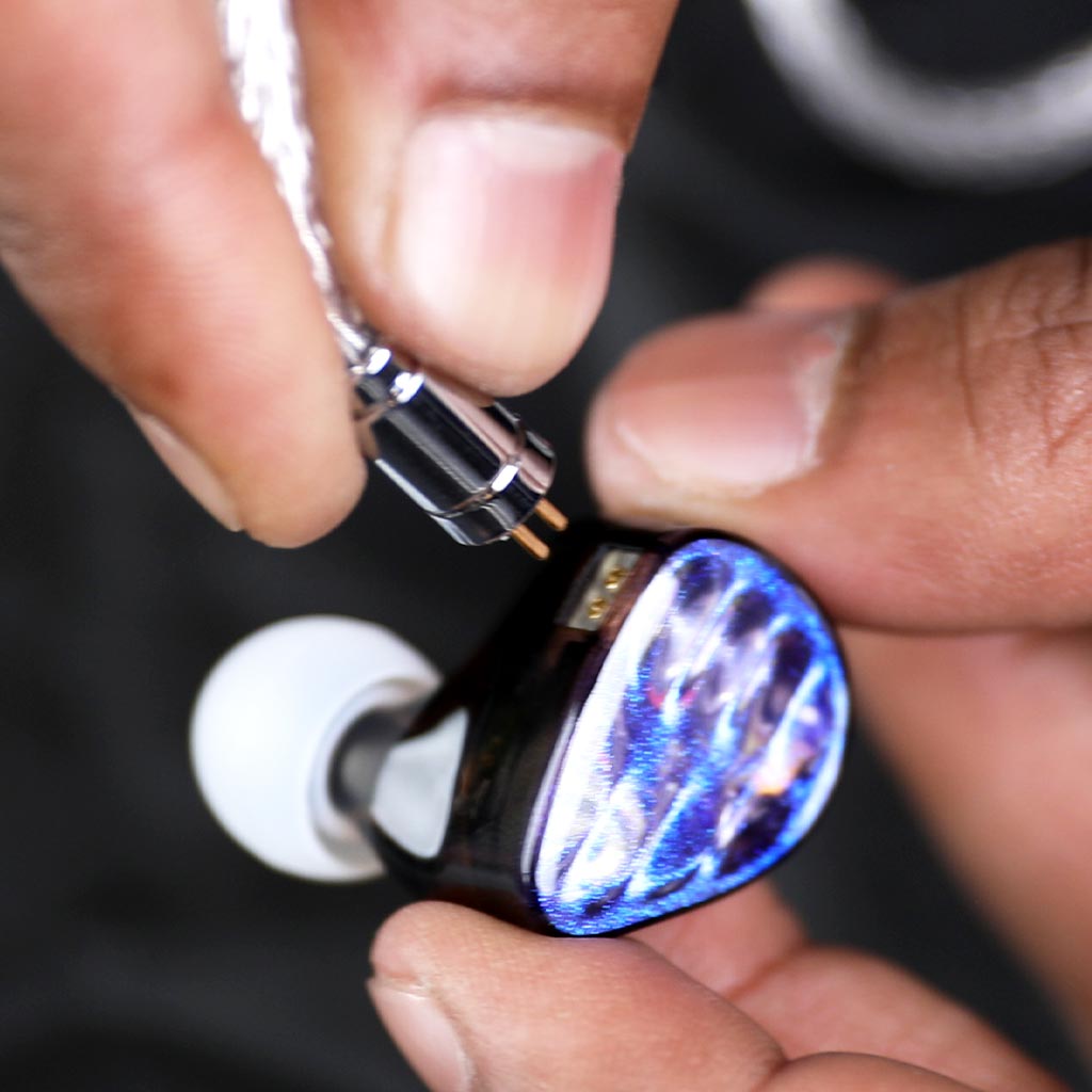 AUDIOCULAR C04 16-Core Silver-Plated Cable with Balanced 4.4mm Jack For IEMs - The Audio Store