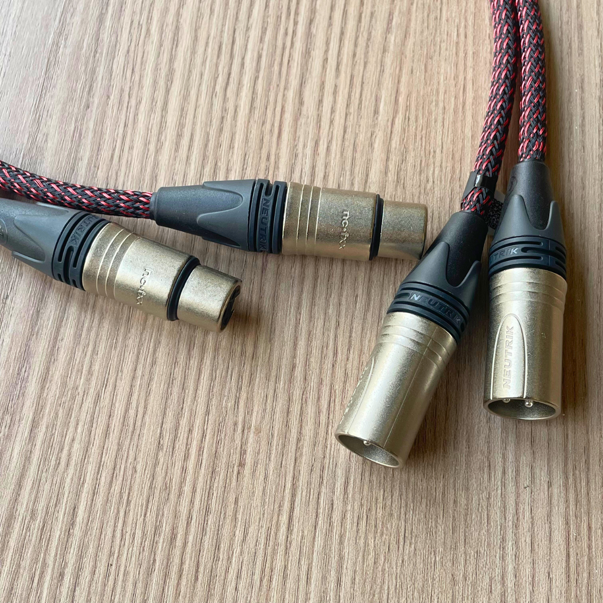 EarAudio Premium 3 Pin XLR Male To 3 Pin XLR Female Interconnects Cable