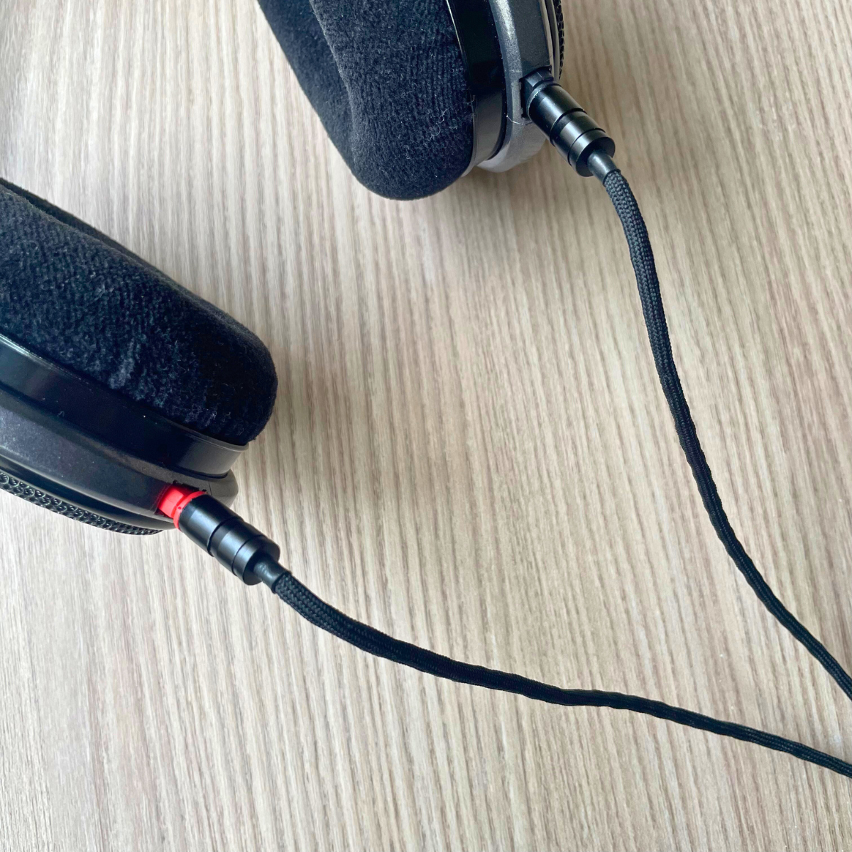 EarAudio Premium Cable For Sennheiser HD 600, HD 650, HD 660s2 - The Audio Store