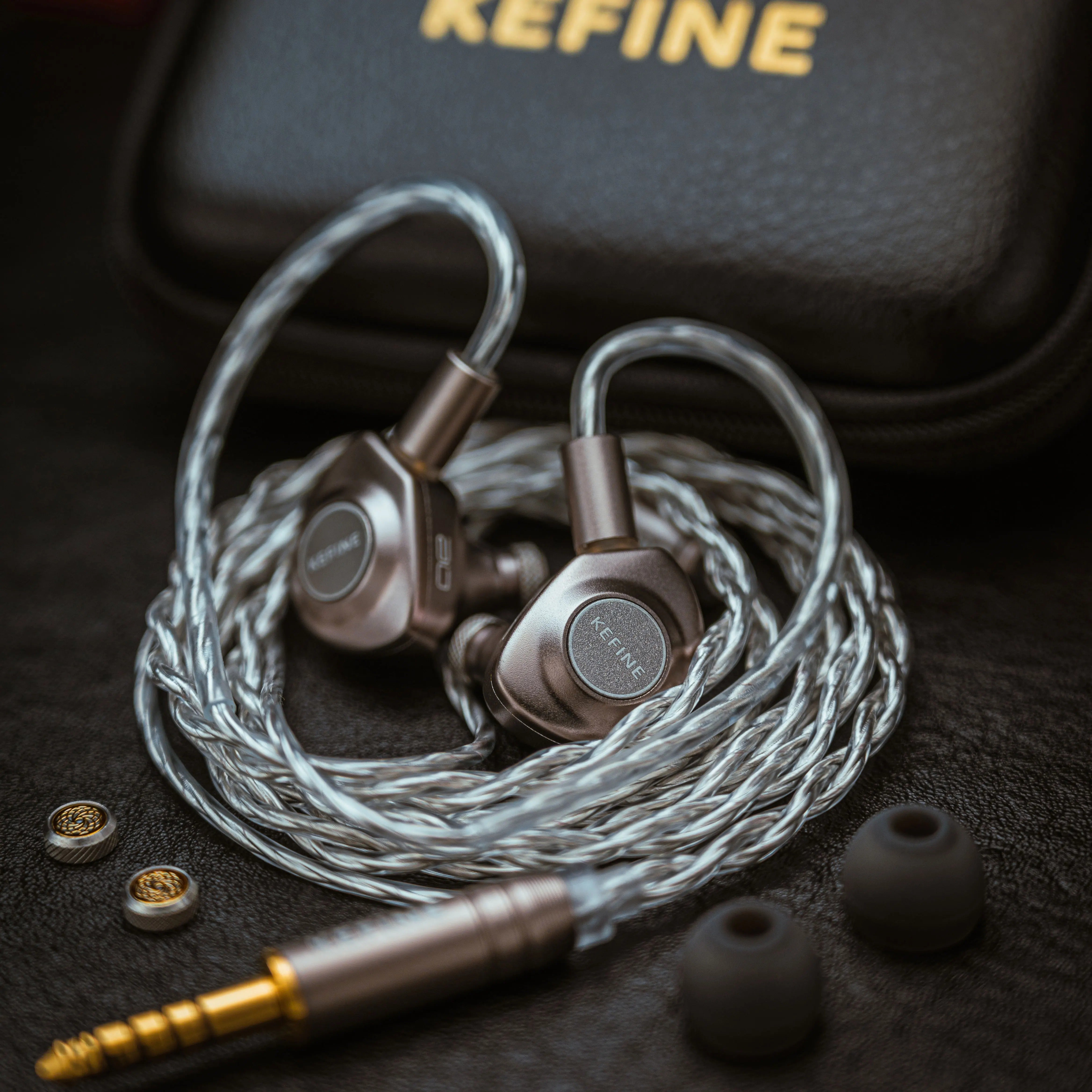 KEFINE Delci AE IEM