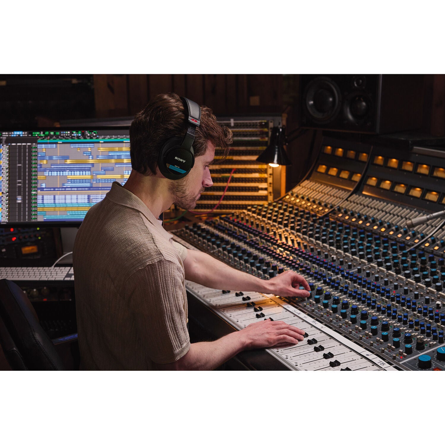 Sony MDR-M1 Closed Back Headphones - The Audio Store