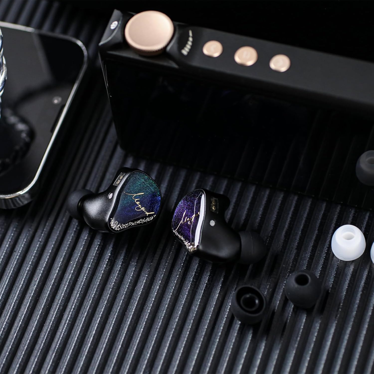 XENNS Mangird Tea PRO IEM