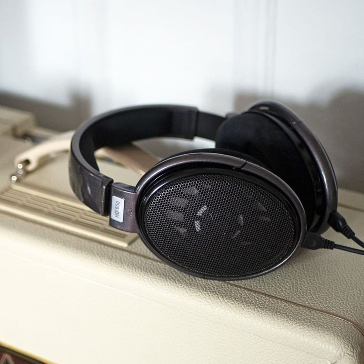 Sennheiser HD 650 Open Back Headphones