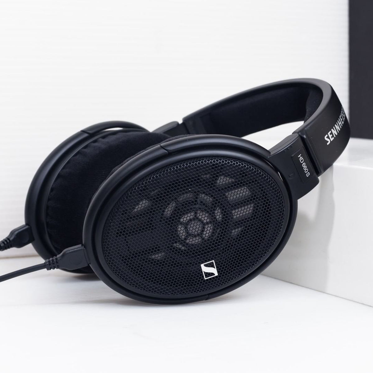 Sennheiser HD 660S Open Back Headphones