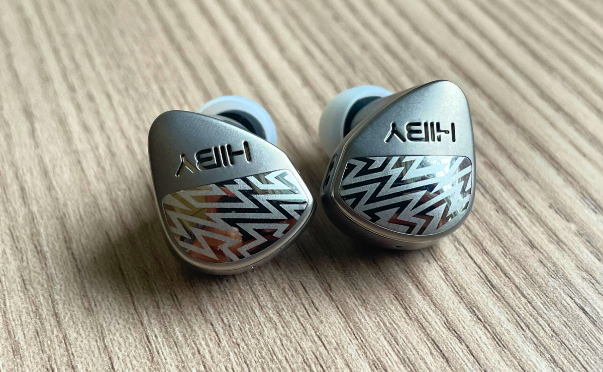 Exploring HiBy Zeta: The V-Shaped In-Ear Monitors for Audiophiles