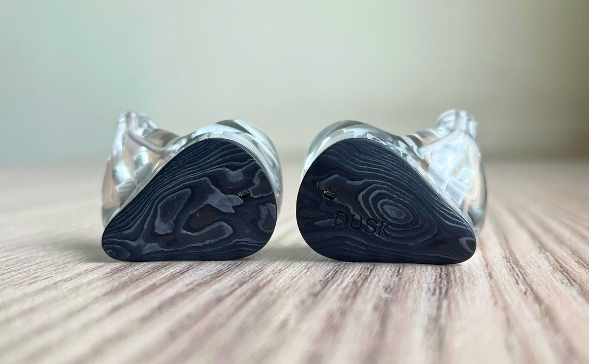 Review of MOONDROP x Crinacle DUSK In-ear Monitors
