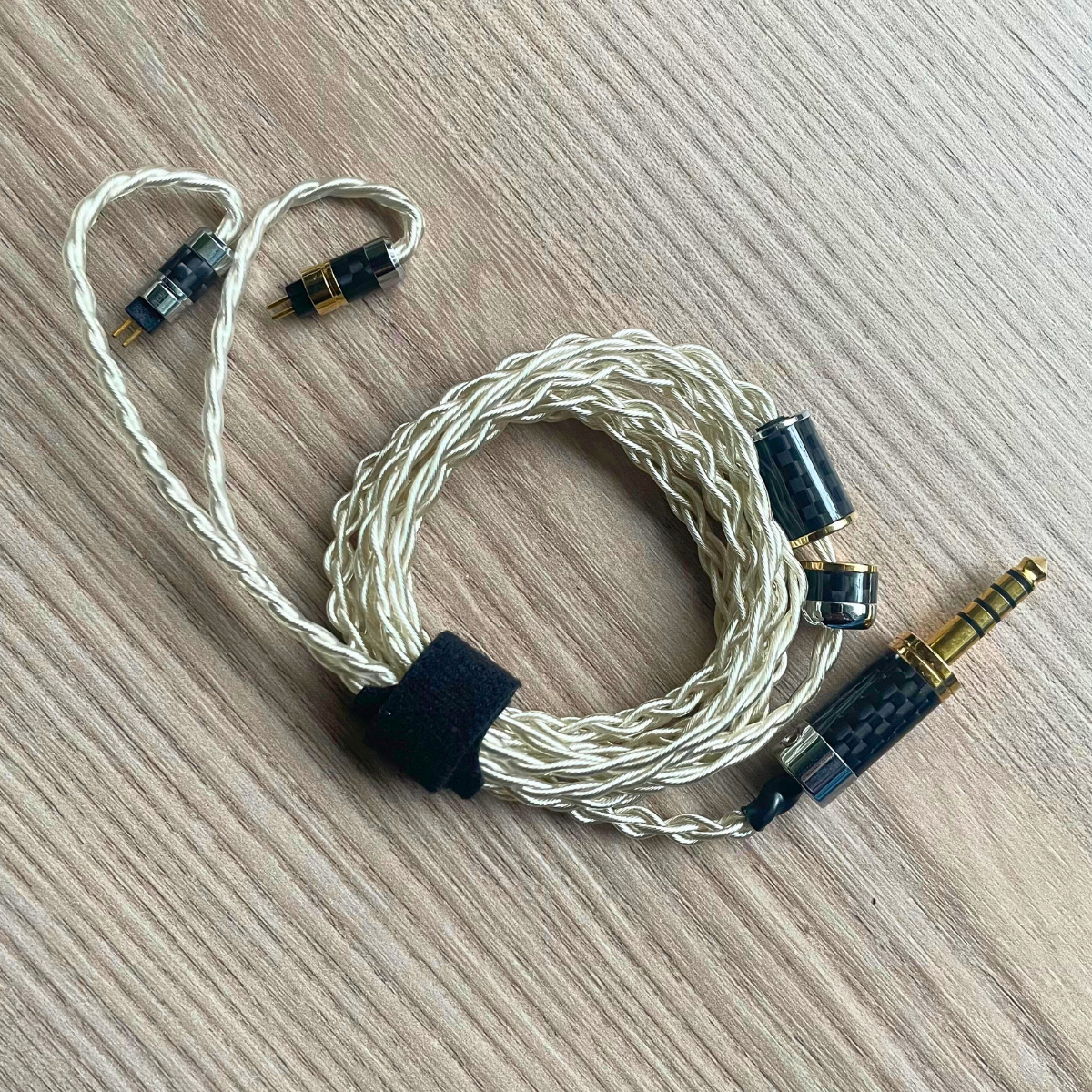 EarAudio ARC-AG Pure Silve Upgrade Cable For In-Ear Monitors