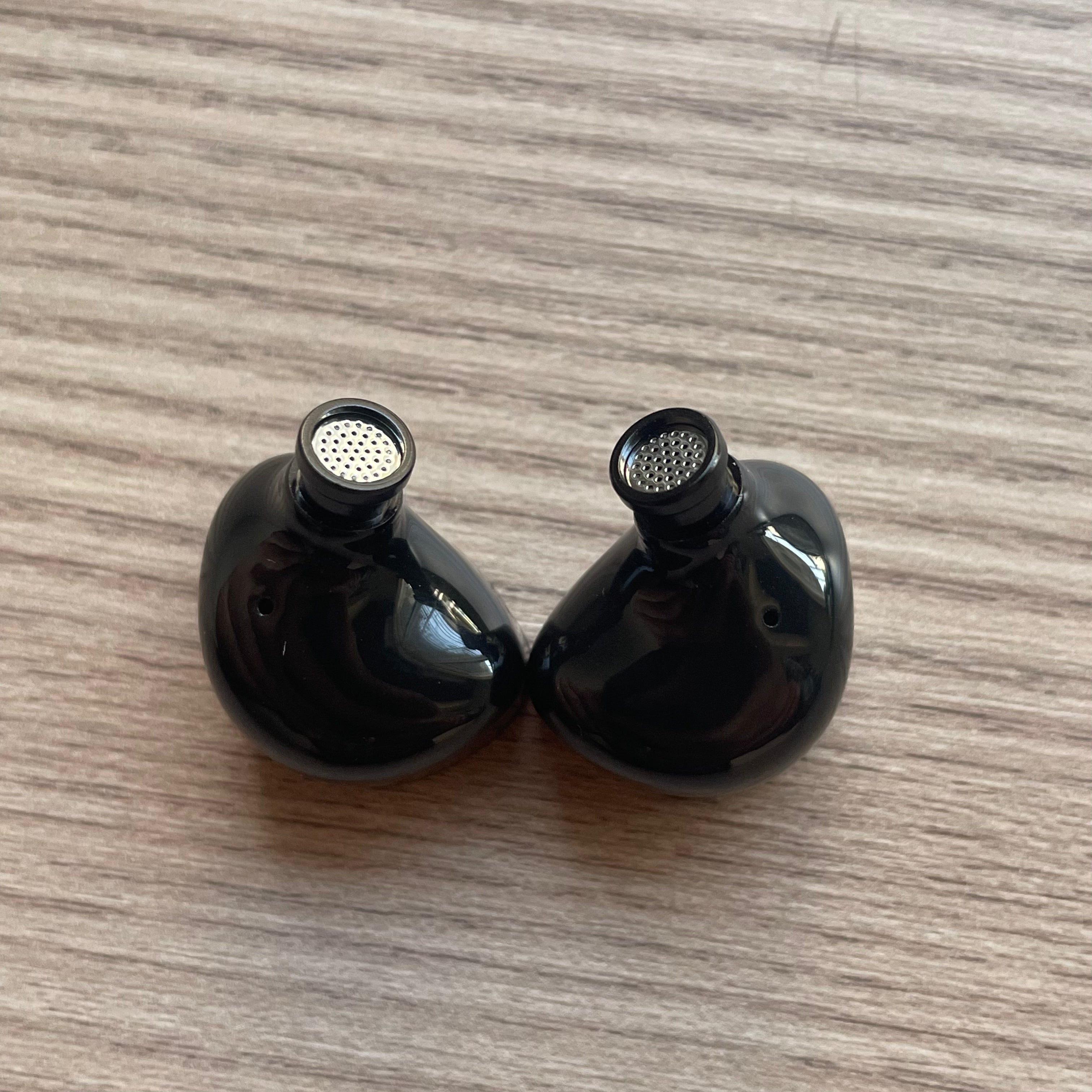 Open Box Kiwi Ears Canta IEM - The Audio Store