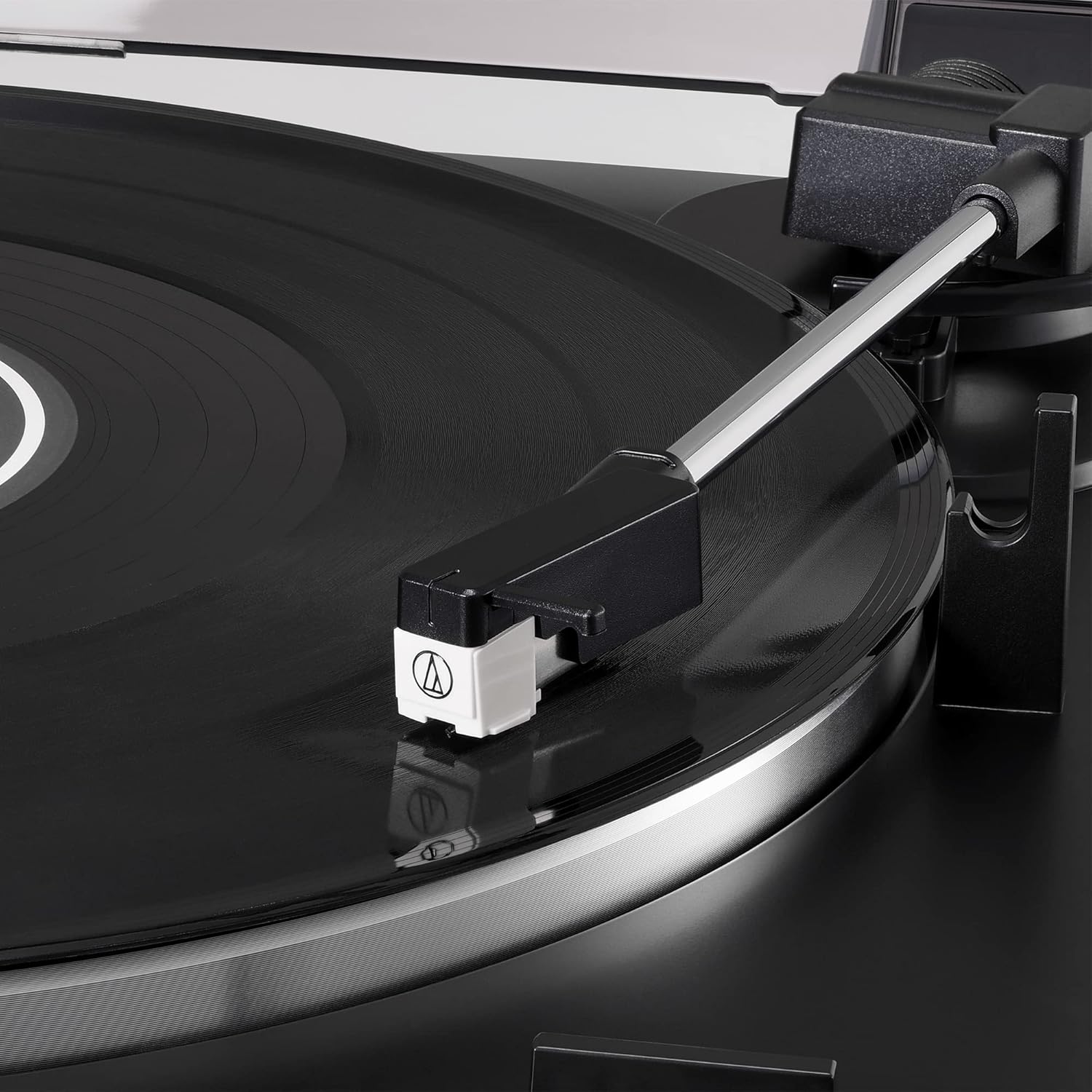 Audio-Technica AT-LP60XUSB Fully Automatic Stereo Turntable - The Audio Store