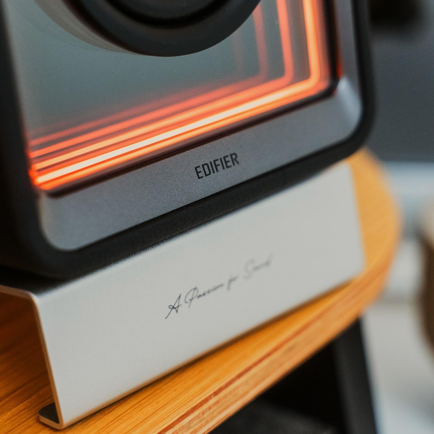Edifier SS04 Bookshelf Speaker Stand