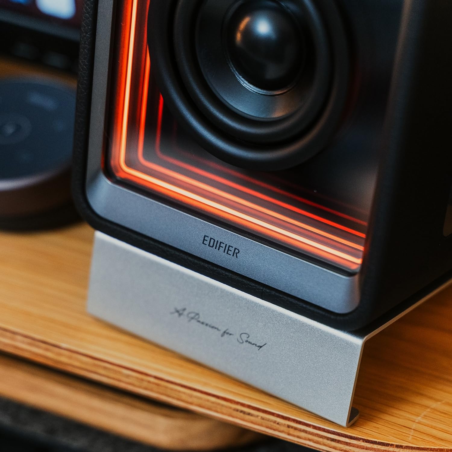 Edifier SS04 Bookshelf Speaker Stand