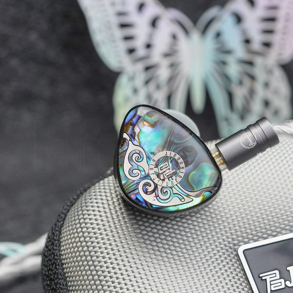 JUZEAR Butterfly 61T IEM - The Audio Store
