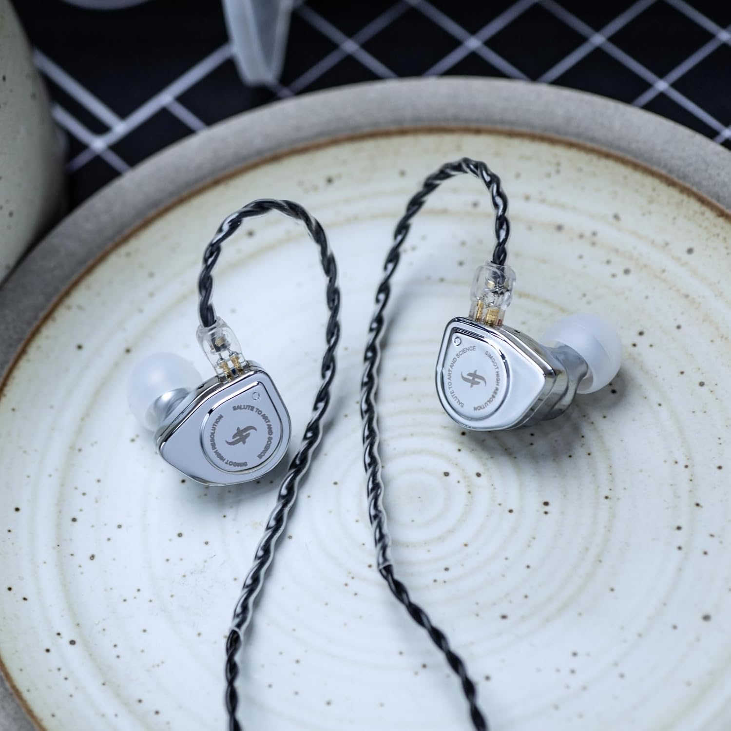 SIMGOT EW200 IEM