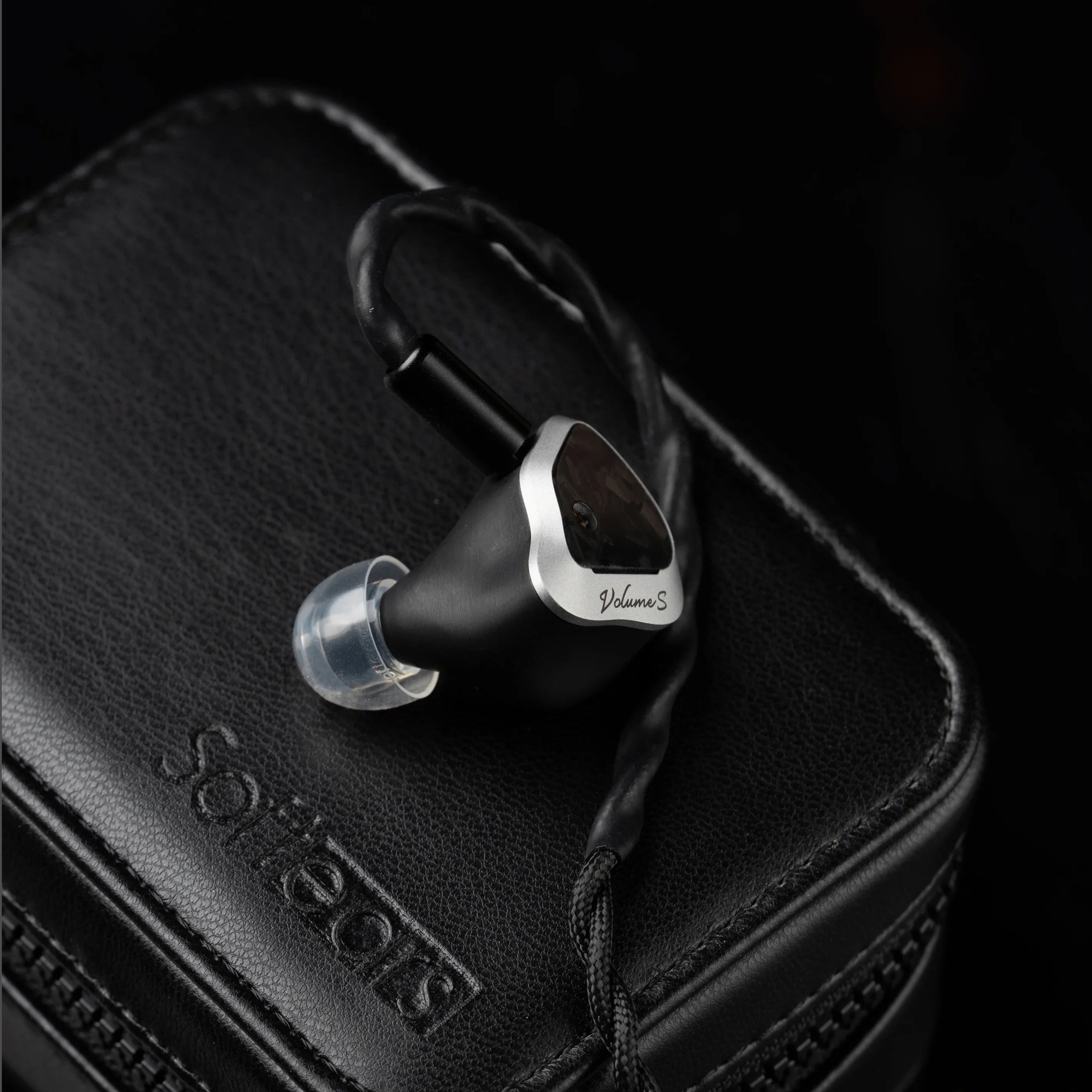[美品] Softears Volume S イアホン　IEM Softears Volume S In-Ear Headphones with Dual-Tuning | Headphones.com